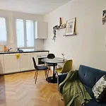 Charme Apt A Paris Ideal For 3P